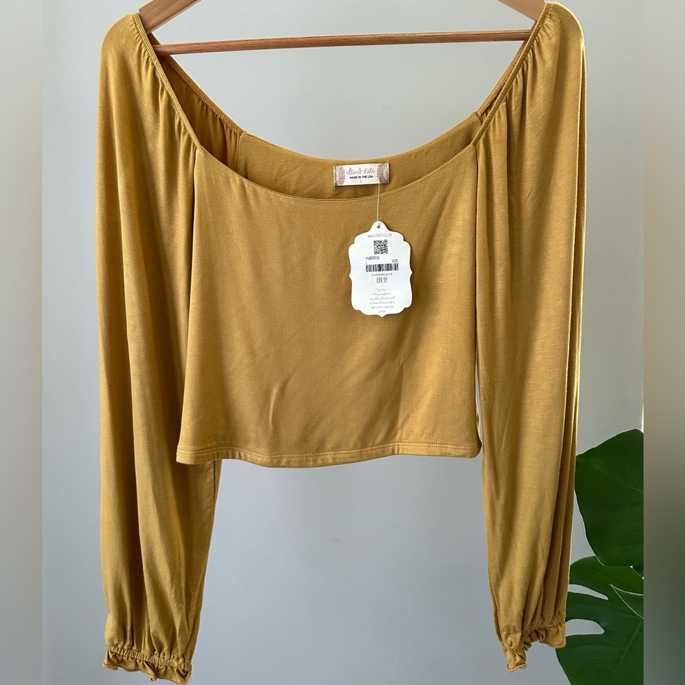 NWT Altar States Mustard Off-Shoulder Long Sleeve Crop Top - Large